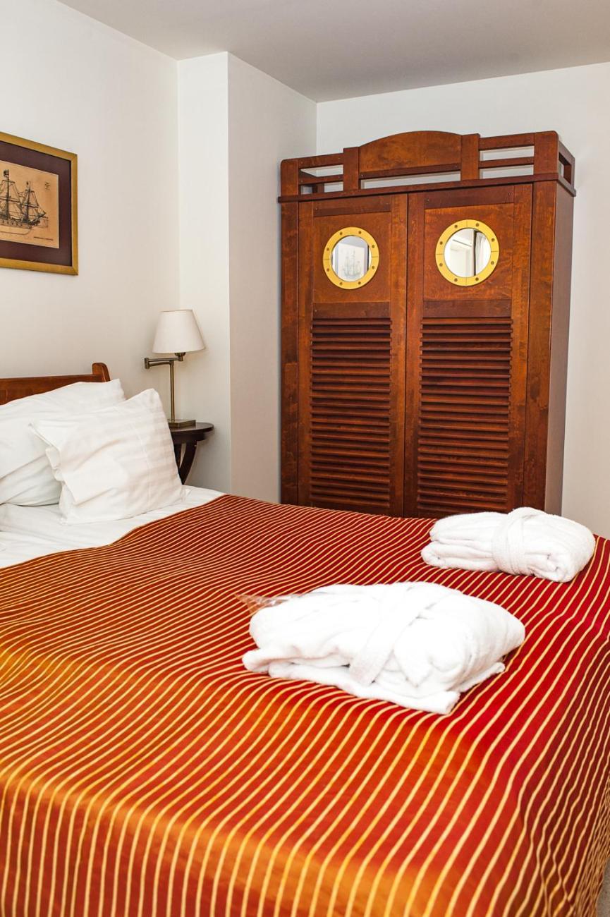 Port Hotel Adazi Luaran gambar