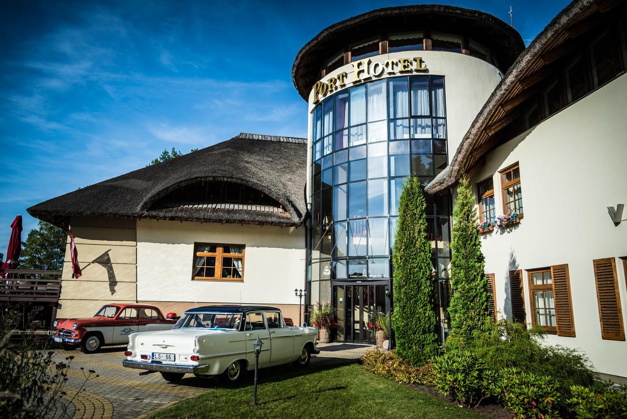 Port Hotel Adazi Luaran gambar