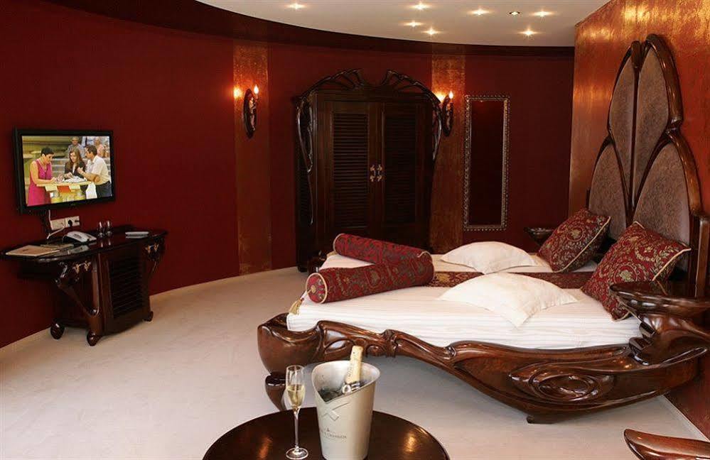 Port Hotel Adazi Luaran gambar